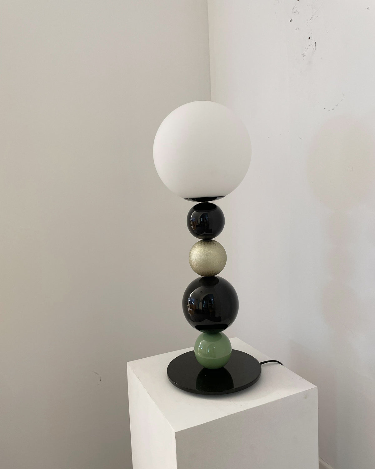 Round Balls Stacking Floor Lamp