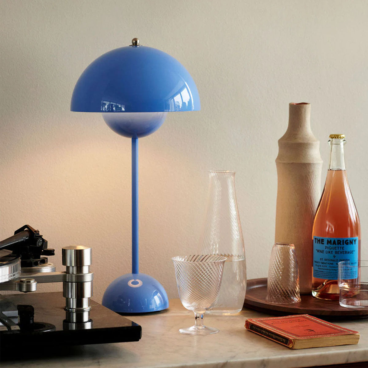 Flowerpot Semi-Circle Table Lamp