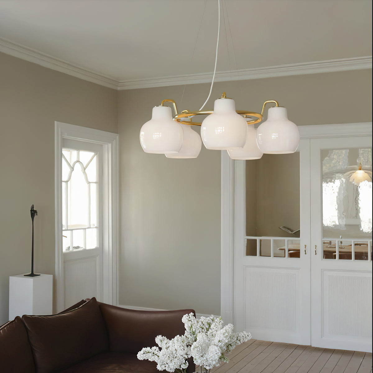 VL Ring Crown 7 Chandelier