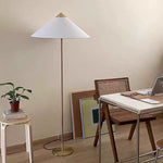 9602 Floor Lamp
