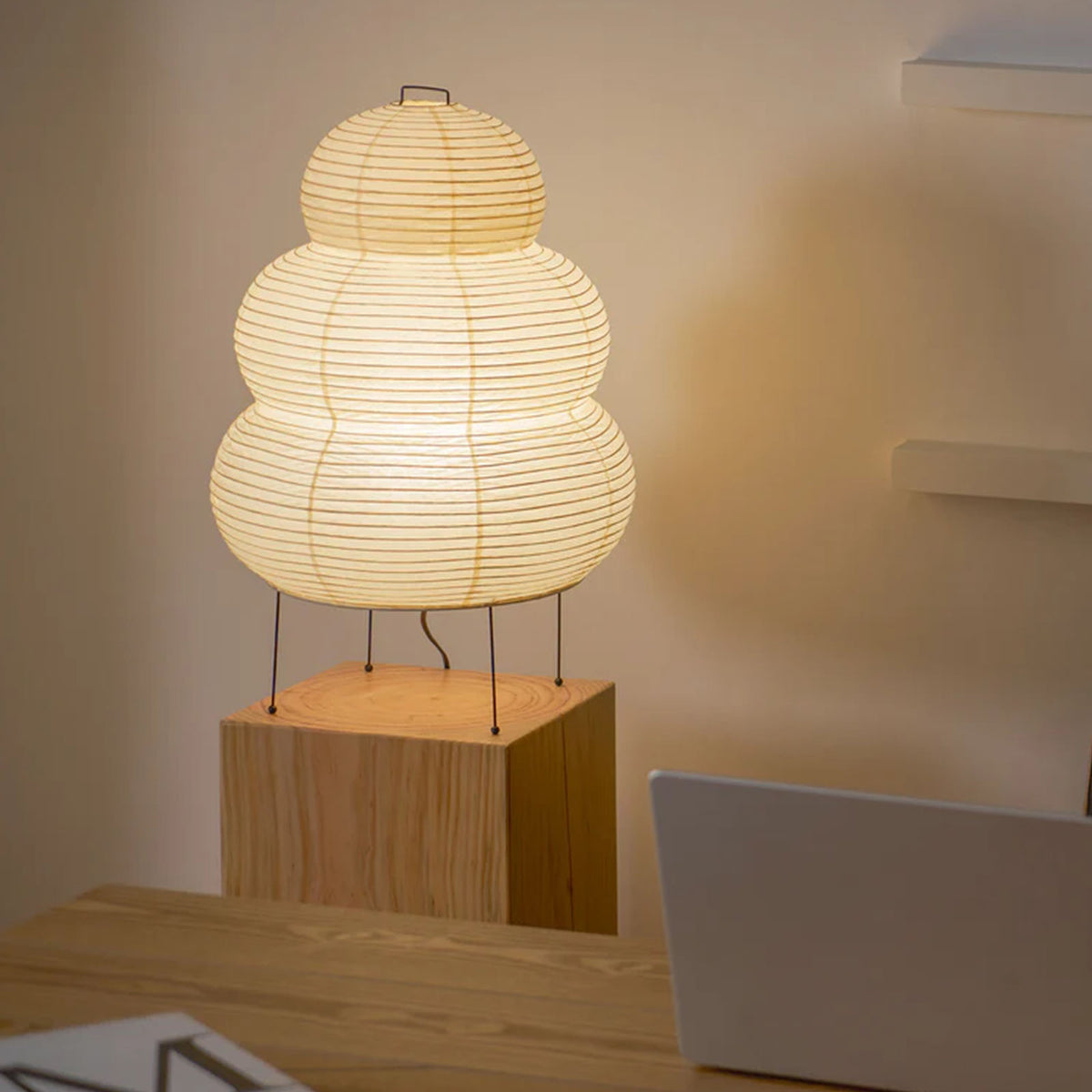 Akari 25N Table Lamp