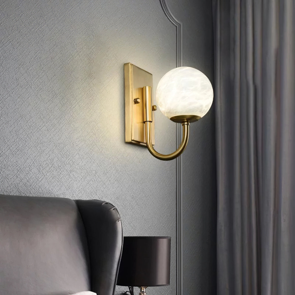 Alabaster Brass Wall Lamp