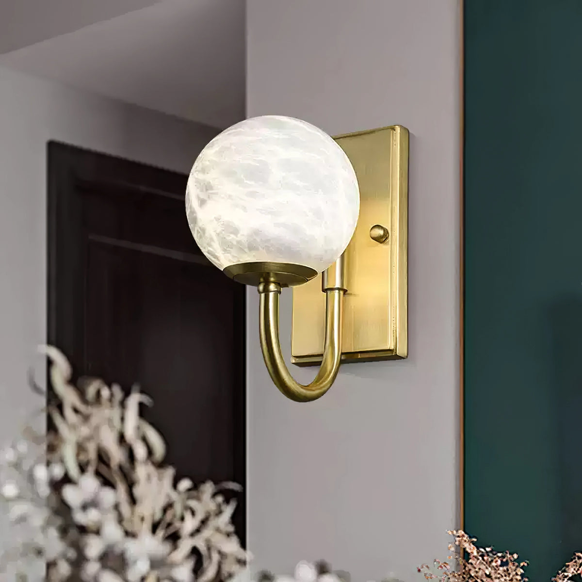 Alabaster Brass Wall Lamp