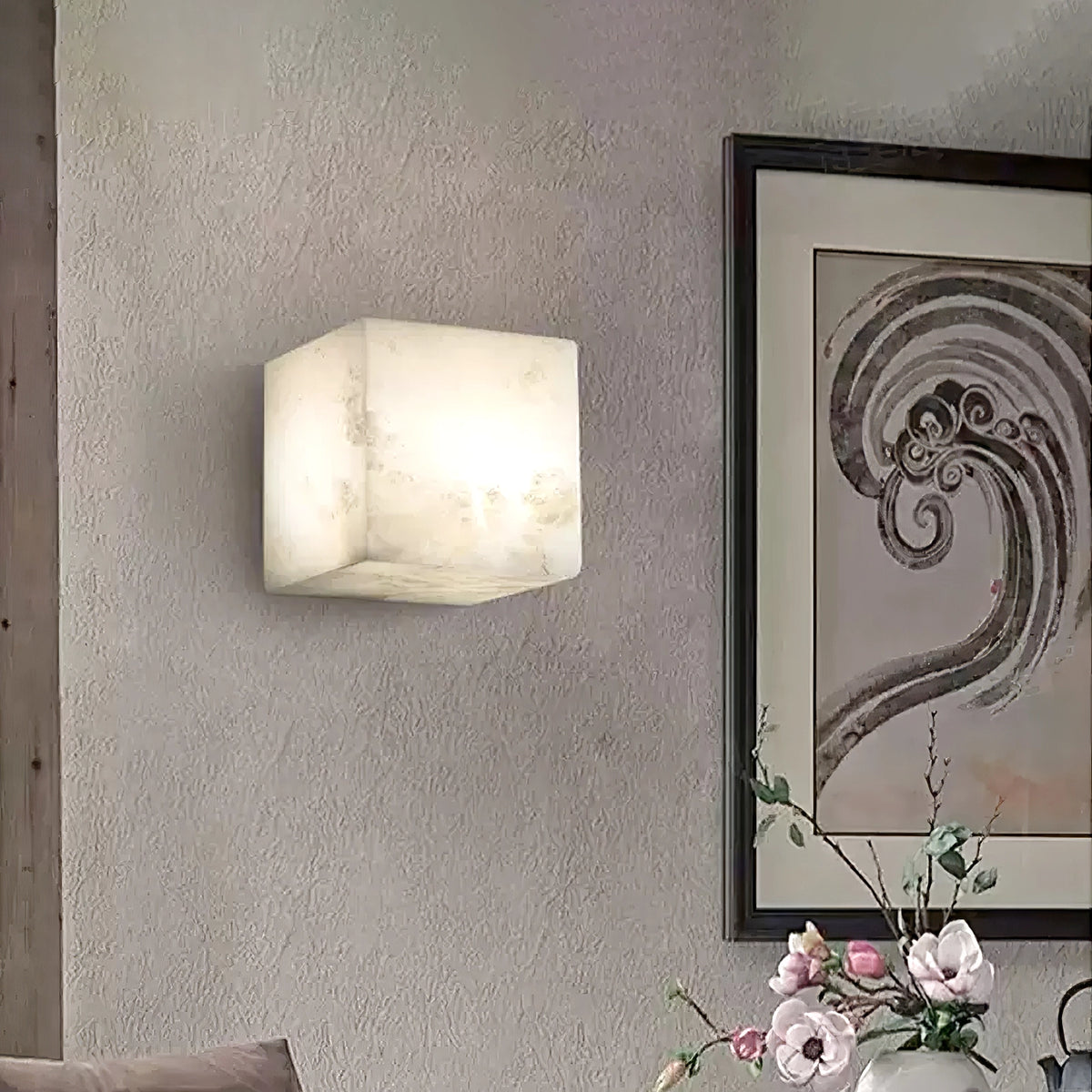 Alabaster Cubic Wall Lamp