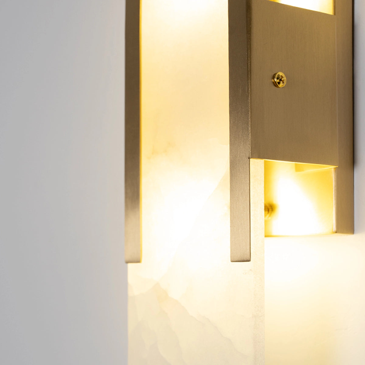 Alabaster Elongated Wall Lamp