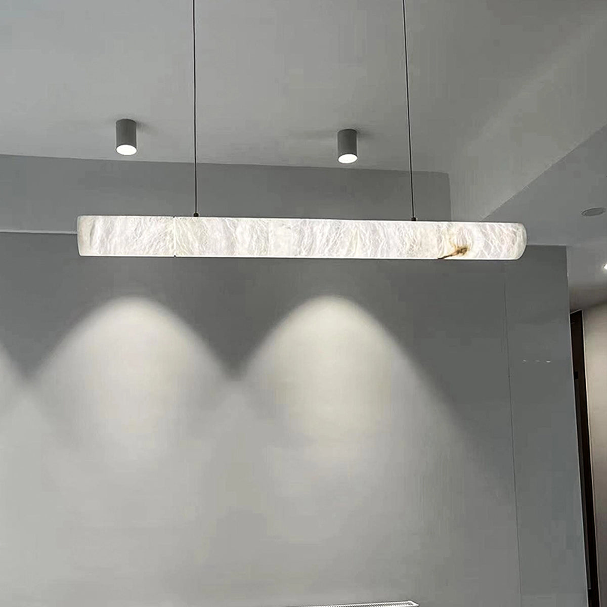 Alabaster Linear Brass Pendant Lamp