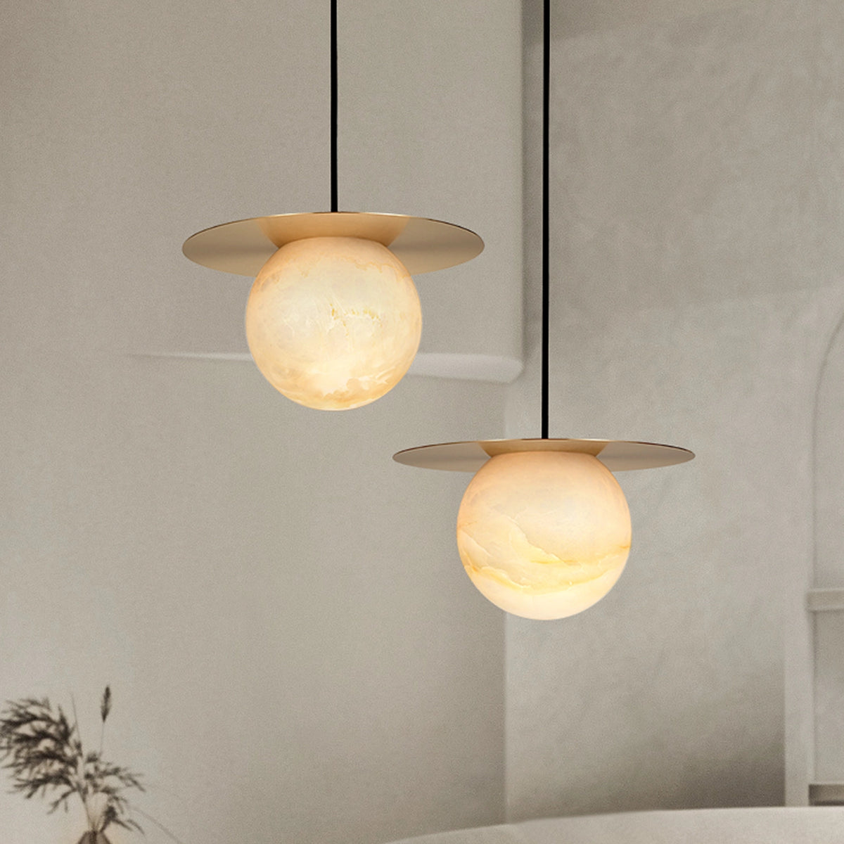 Borra Alabaster Pendant Lamp