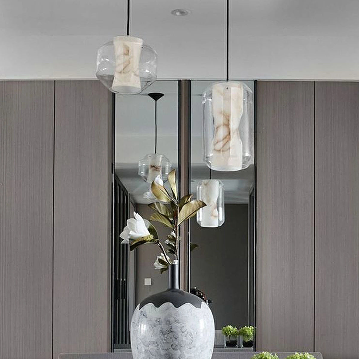 Chamber Pendant Lamp