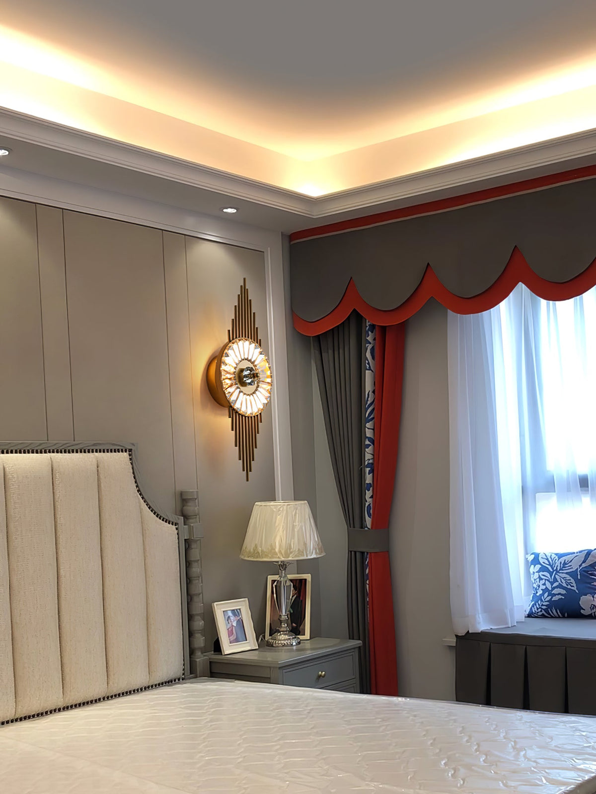 Crystal Gear Gold Wall Lamp