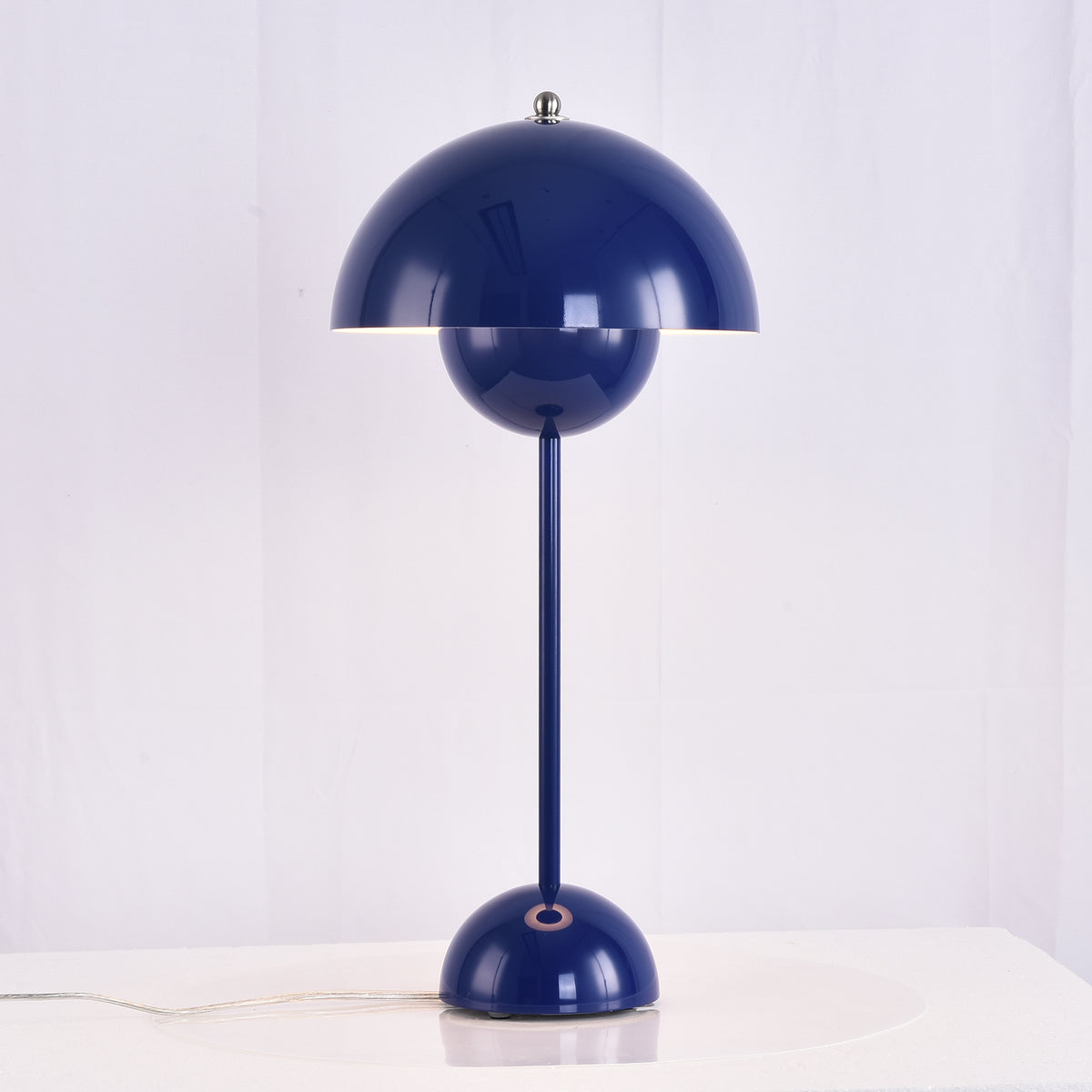 Flowerpot Semi-Circle Table Lamp