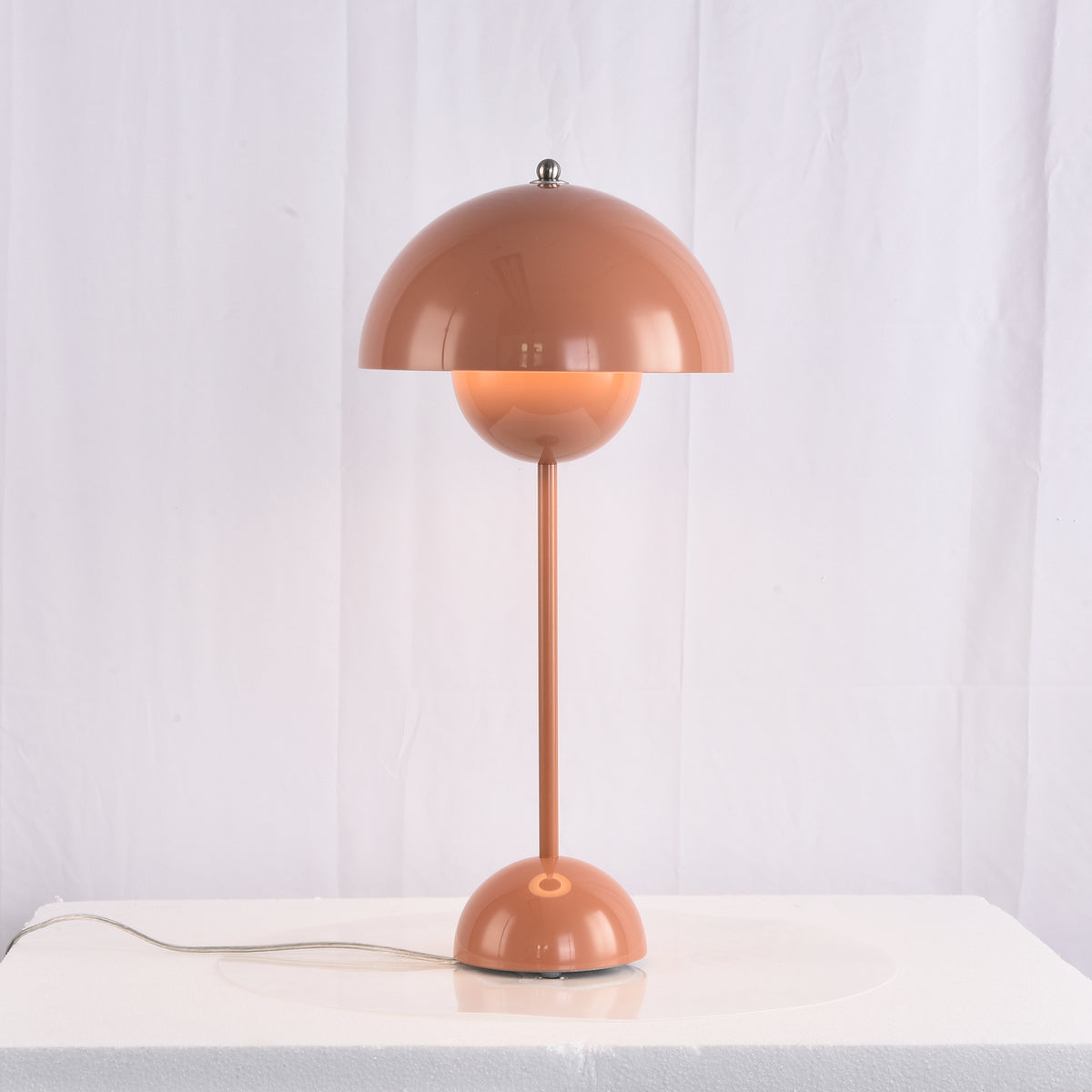 Flowerpot Semi-Circle Table Lamp