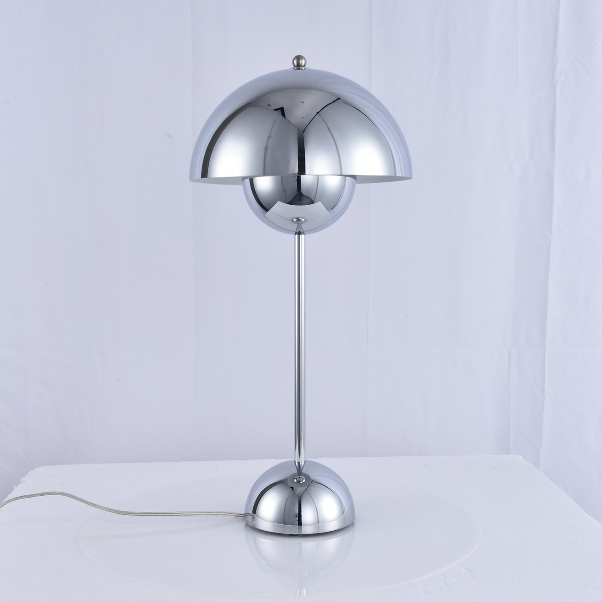 Flowerpot Semi-Circle Table Lamp