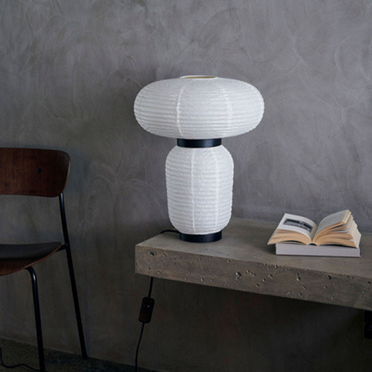 Formakami Table Lamp