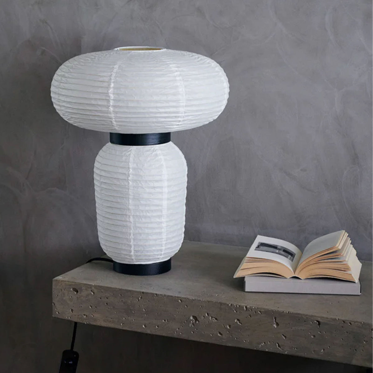 Formakami Table Lamp