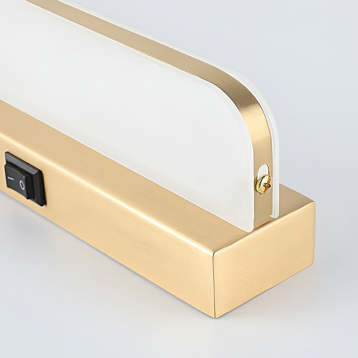 Linear Shape Metal Wall Lamp