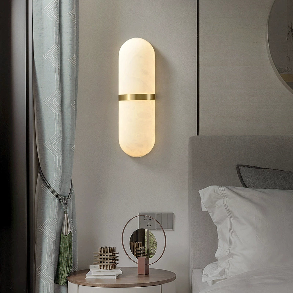 Marmo Alabaster Brass Wall Lamp