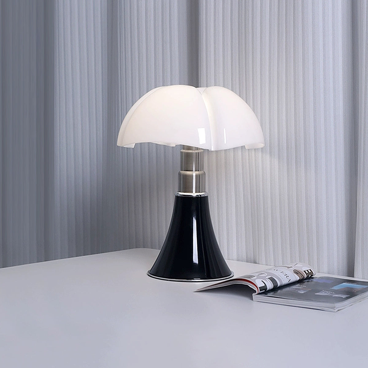 Martinelli Luce Pipistrello Table Lamp