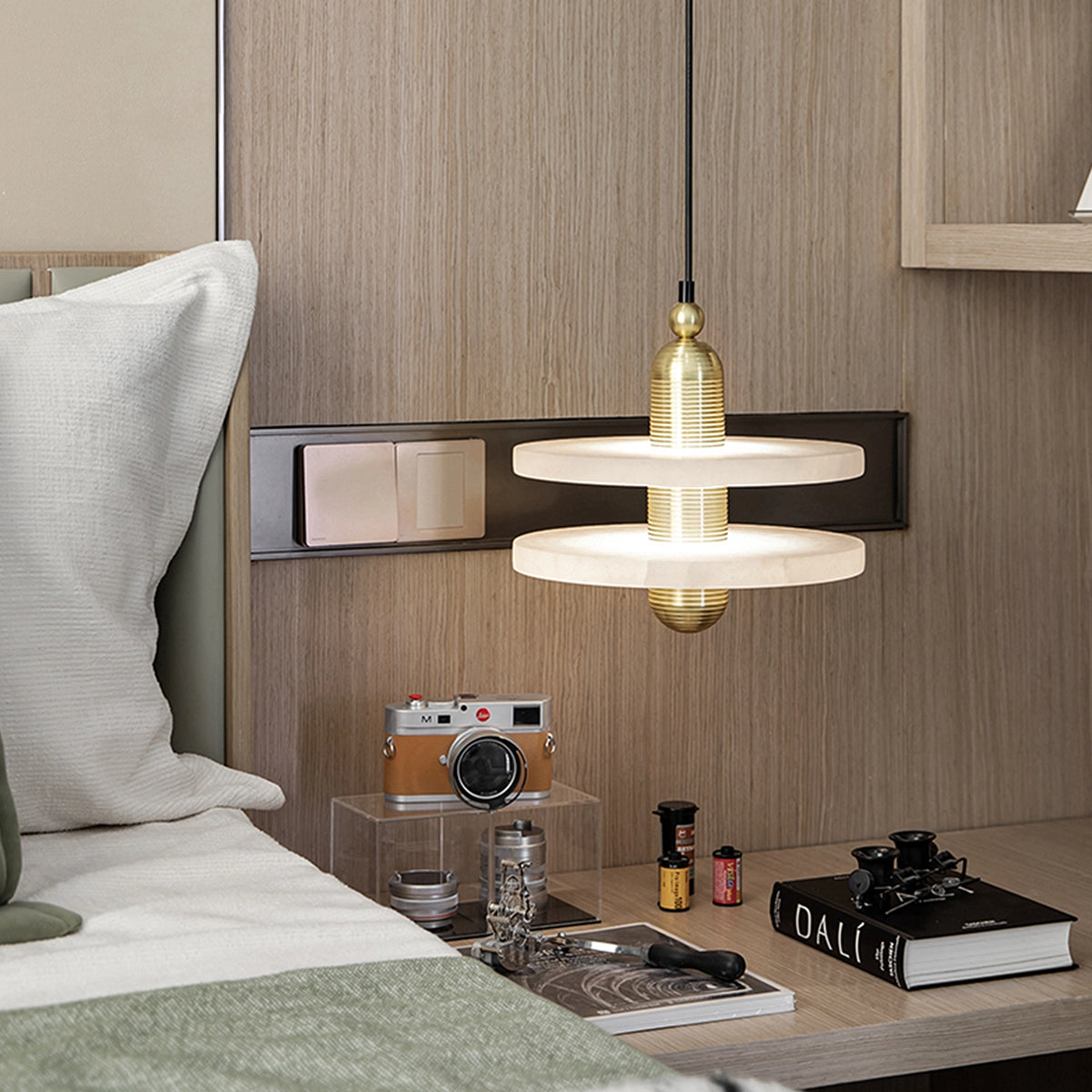 Median Mono Alabaster Pendant lamp