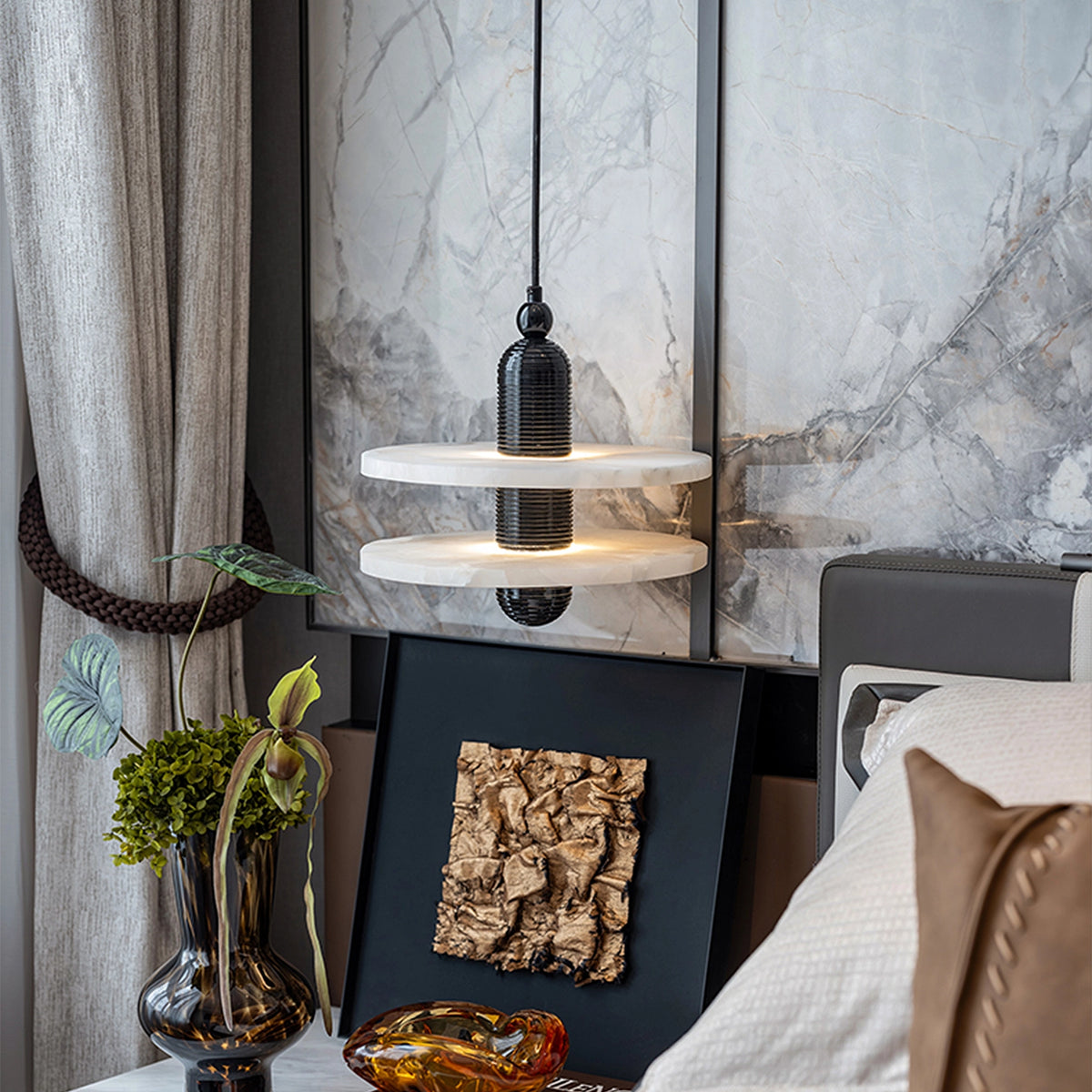 Median Mono Alabaster Pendant lamp