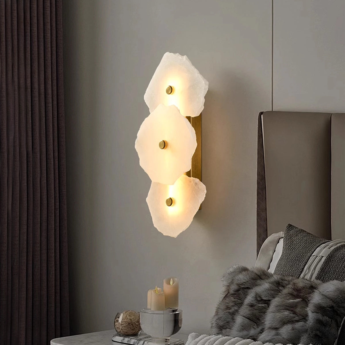 Modern Alabaster Petra Wall Lamp