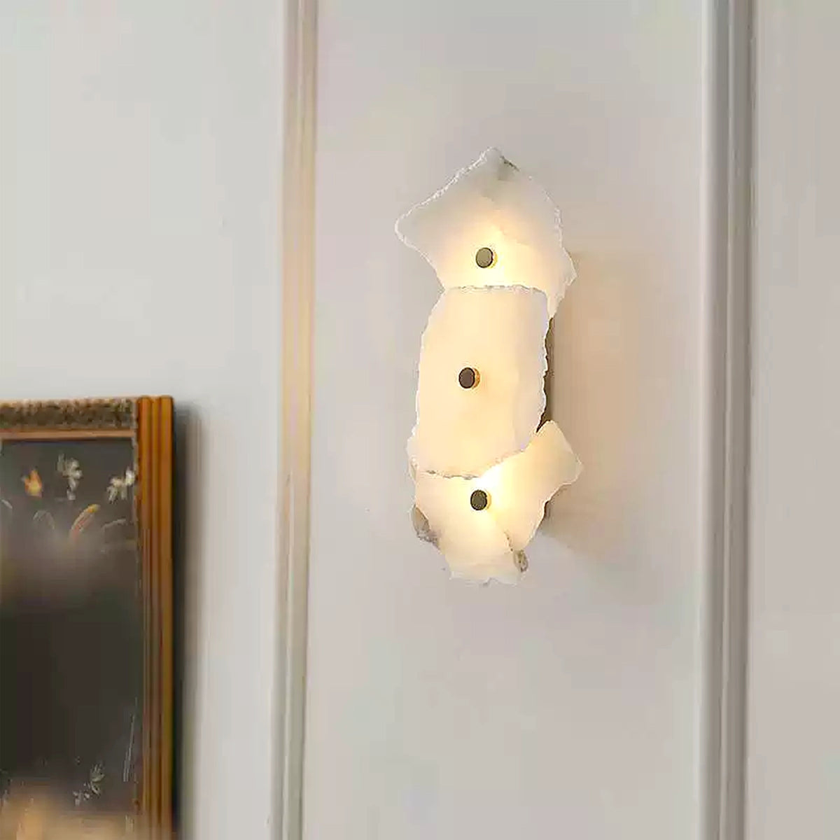 Modern Alabaster Petra Wall Lamp