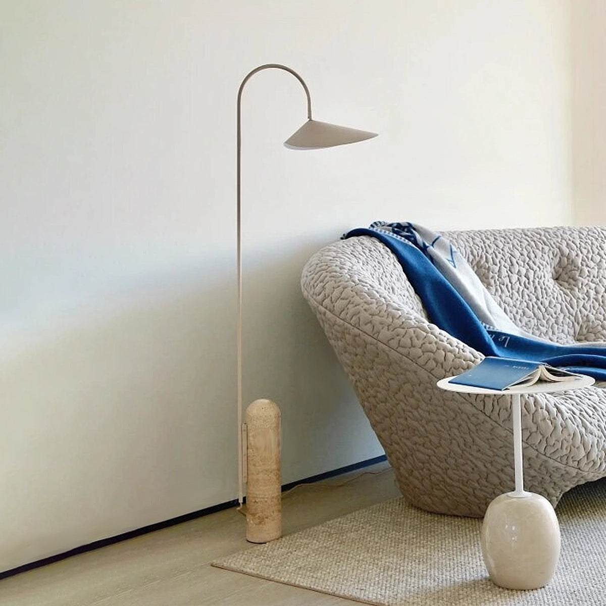 Modern Arum Floor Lamp