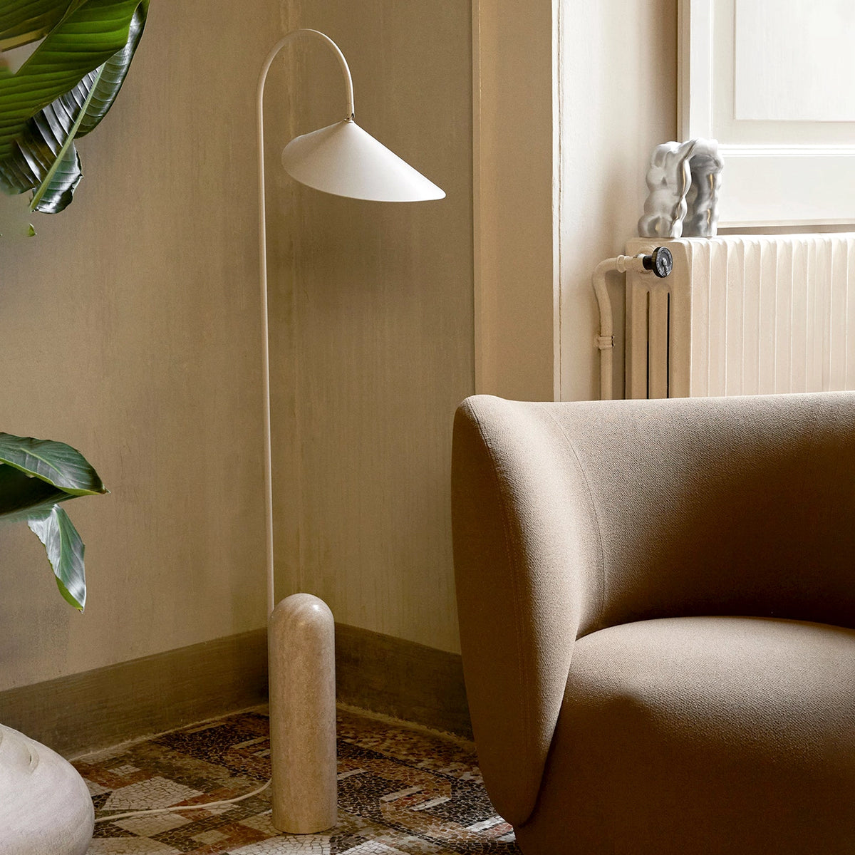Modern Arum Floor Lamp
