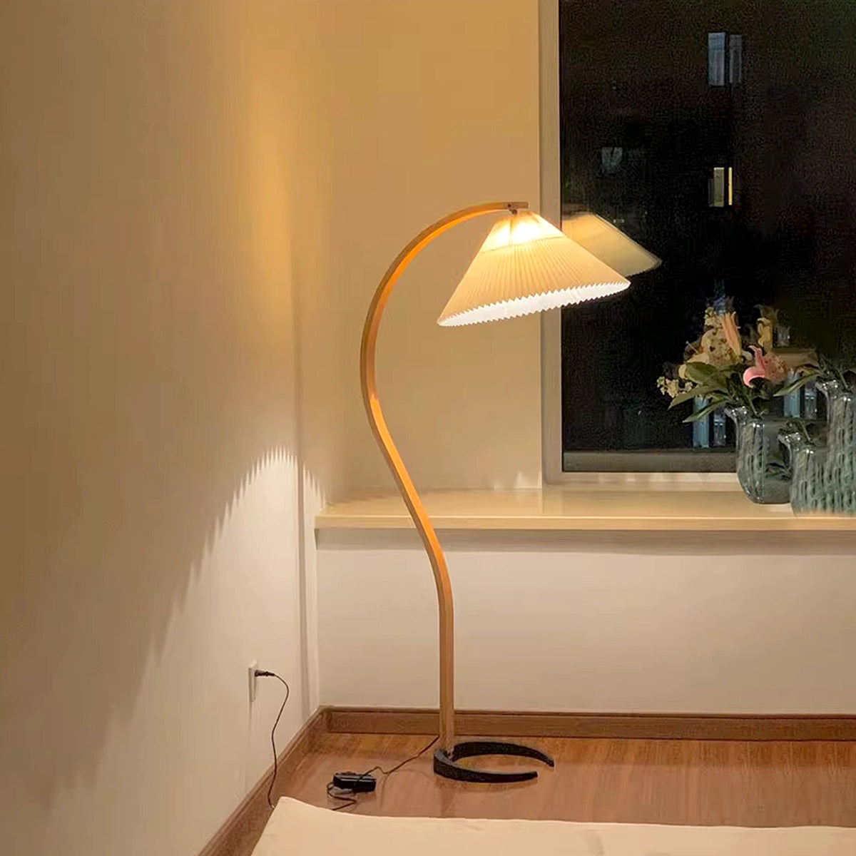 Modern Caprani Floor Lamp