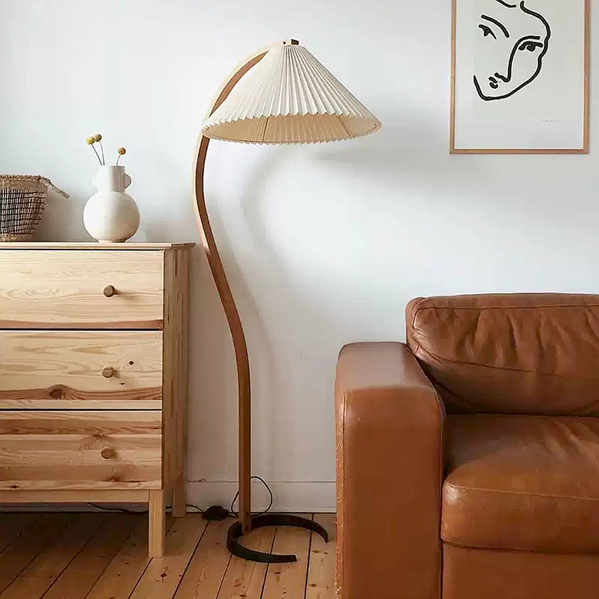 Modern Caprani Floor Lamp