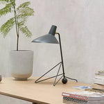 Modern Tripod HM9 Table Lamp