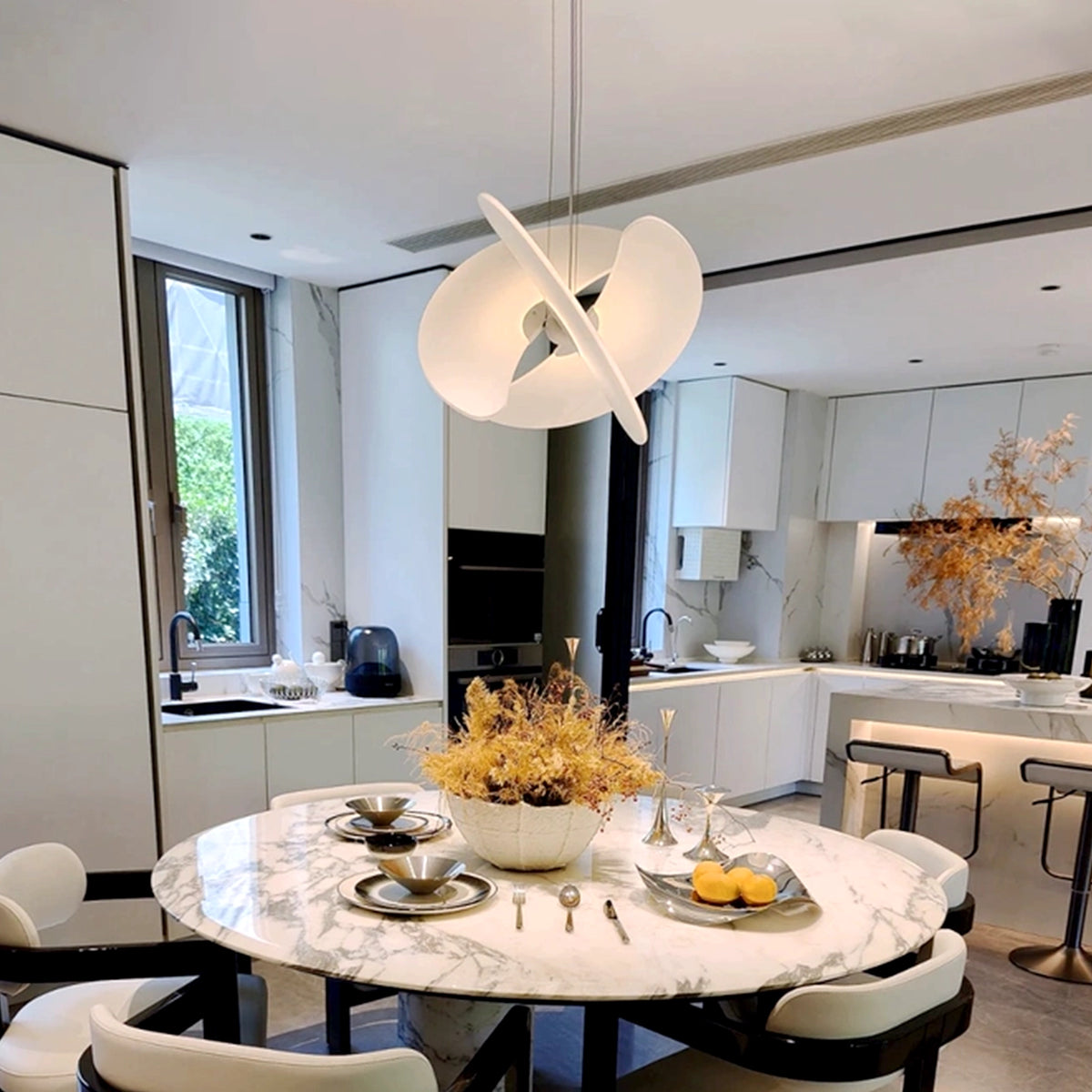 Northern Europe Levante Silk Chandelier