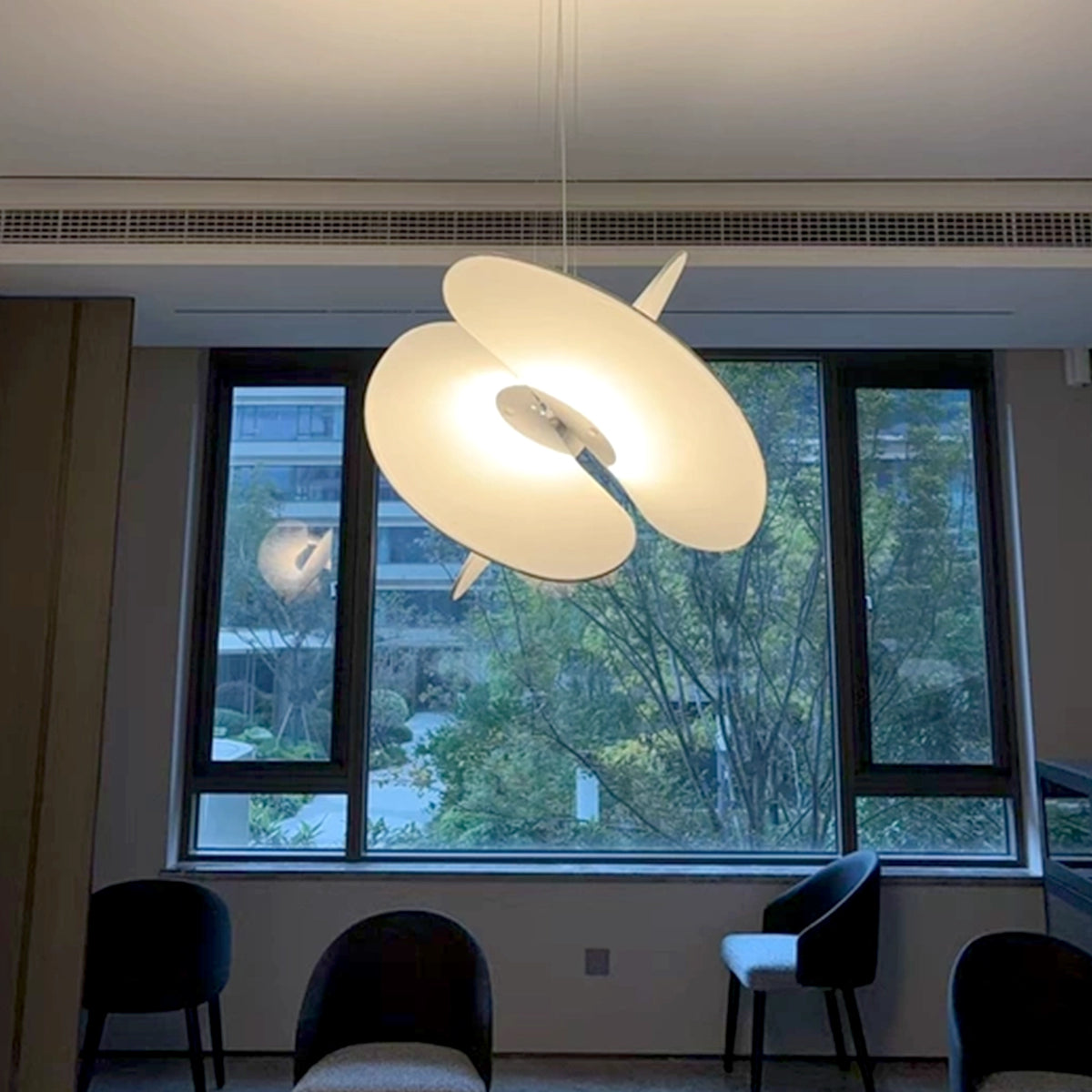 Northern Europe Levante Silk Chandelier