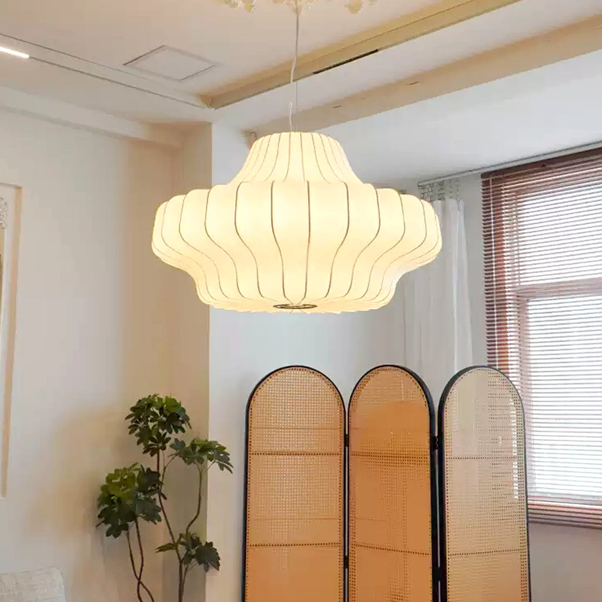 Phantom Silk Pendant Lamp