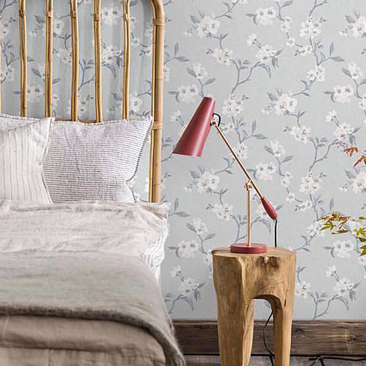 Pranavi Birdy Table Lamp