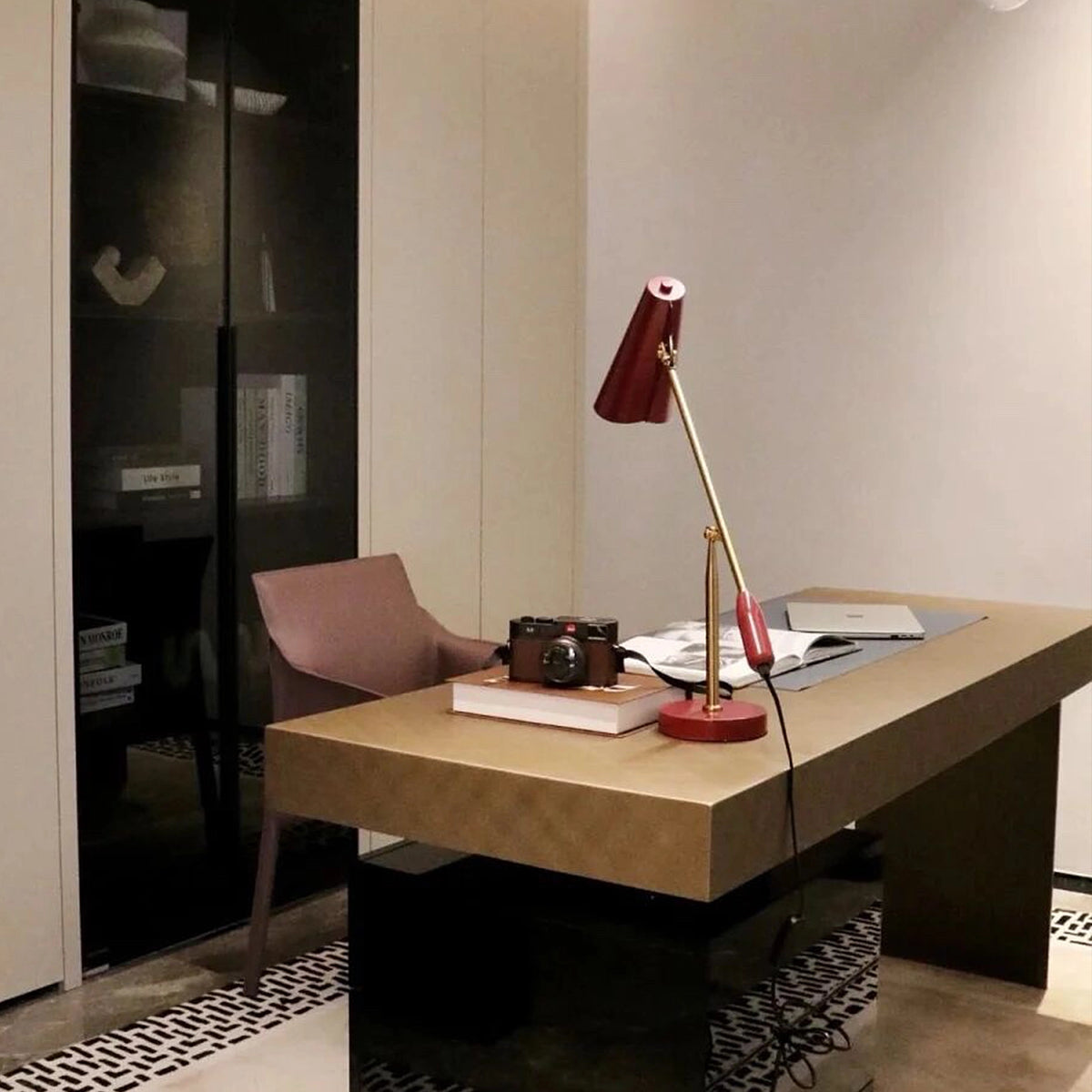 Pranavi Birdy Table Lamp