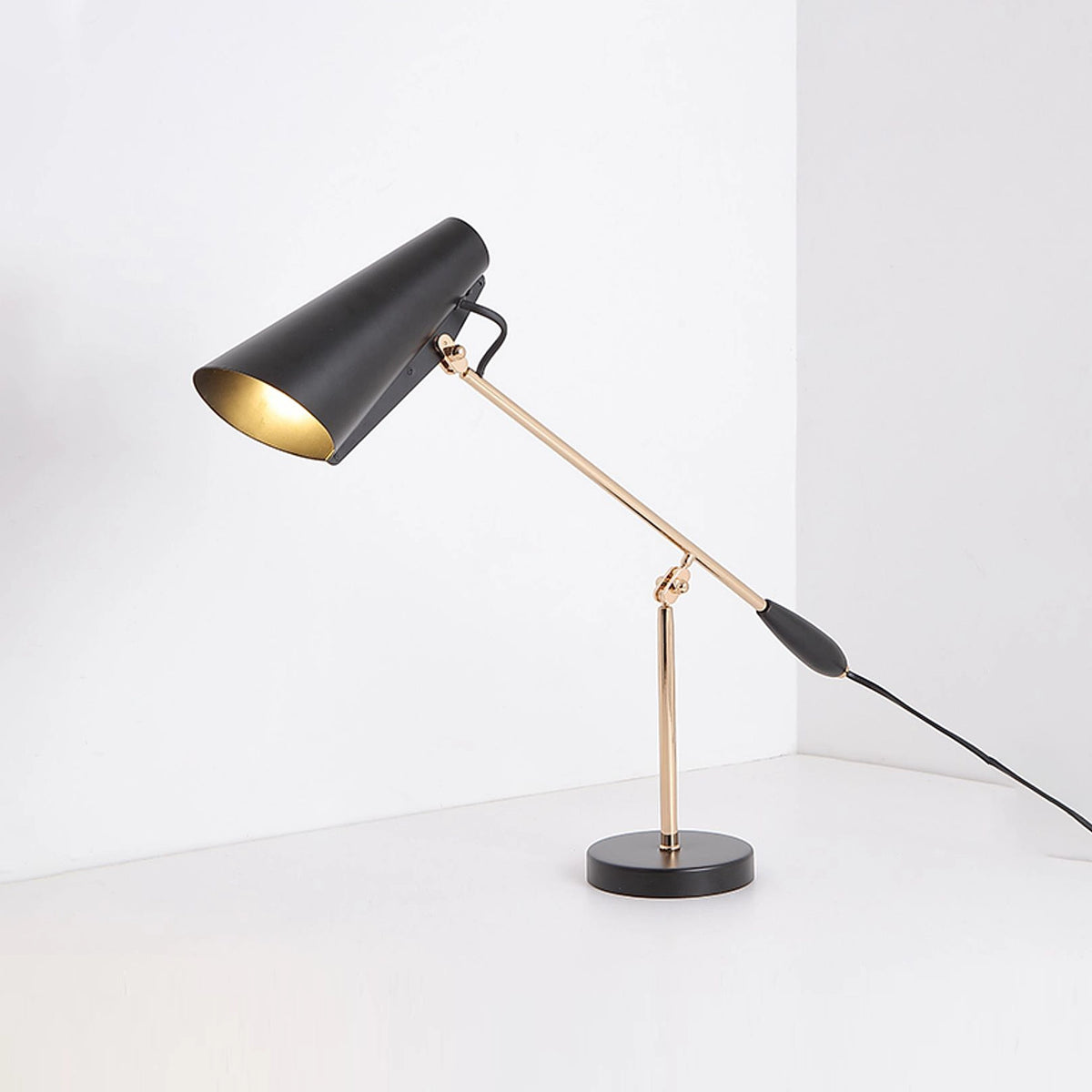 Pranavi Birdy Table Lamp