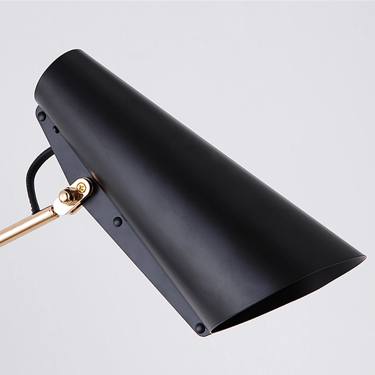 Pranavi Birdy Wall Lamp