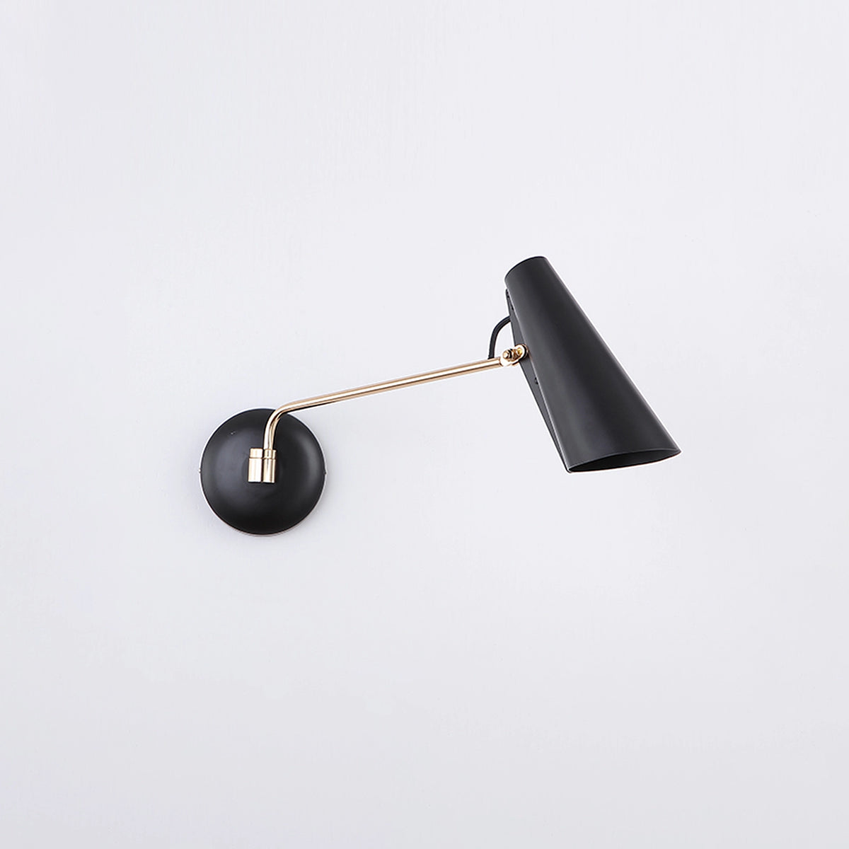 Pranavi Birdy Wall Lamp