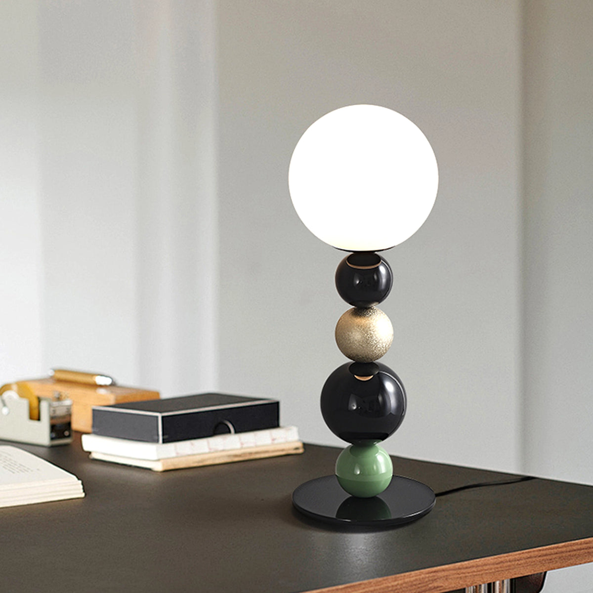 Round Balls Stacking Table Lamp