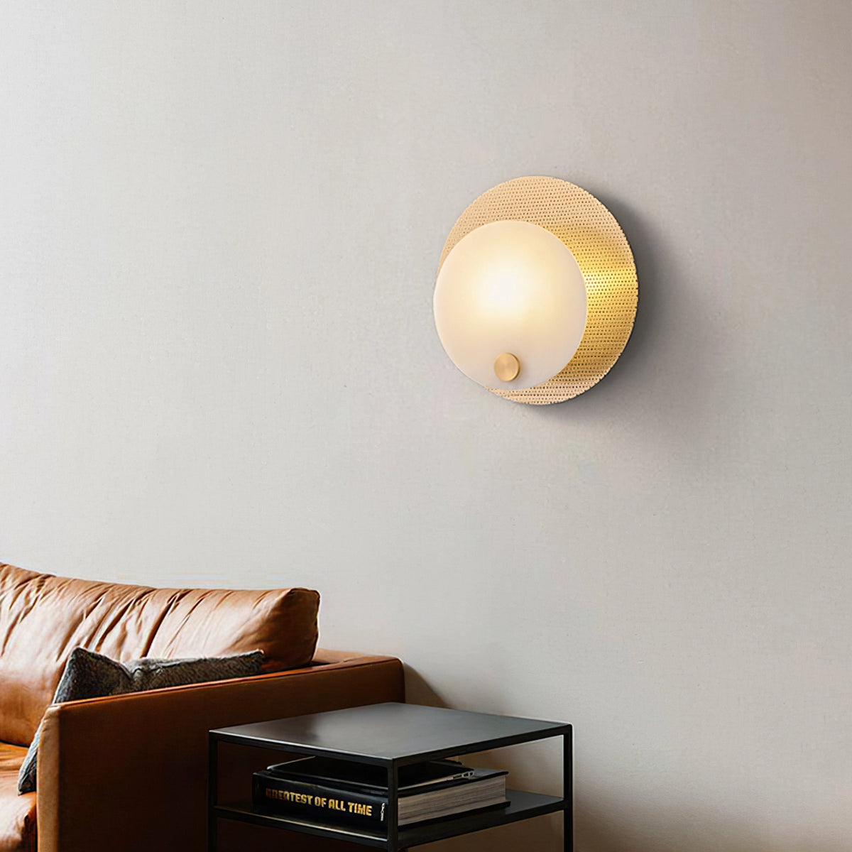 Round Harlan Alabaster Wall Lamp