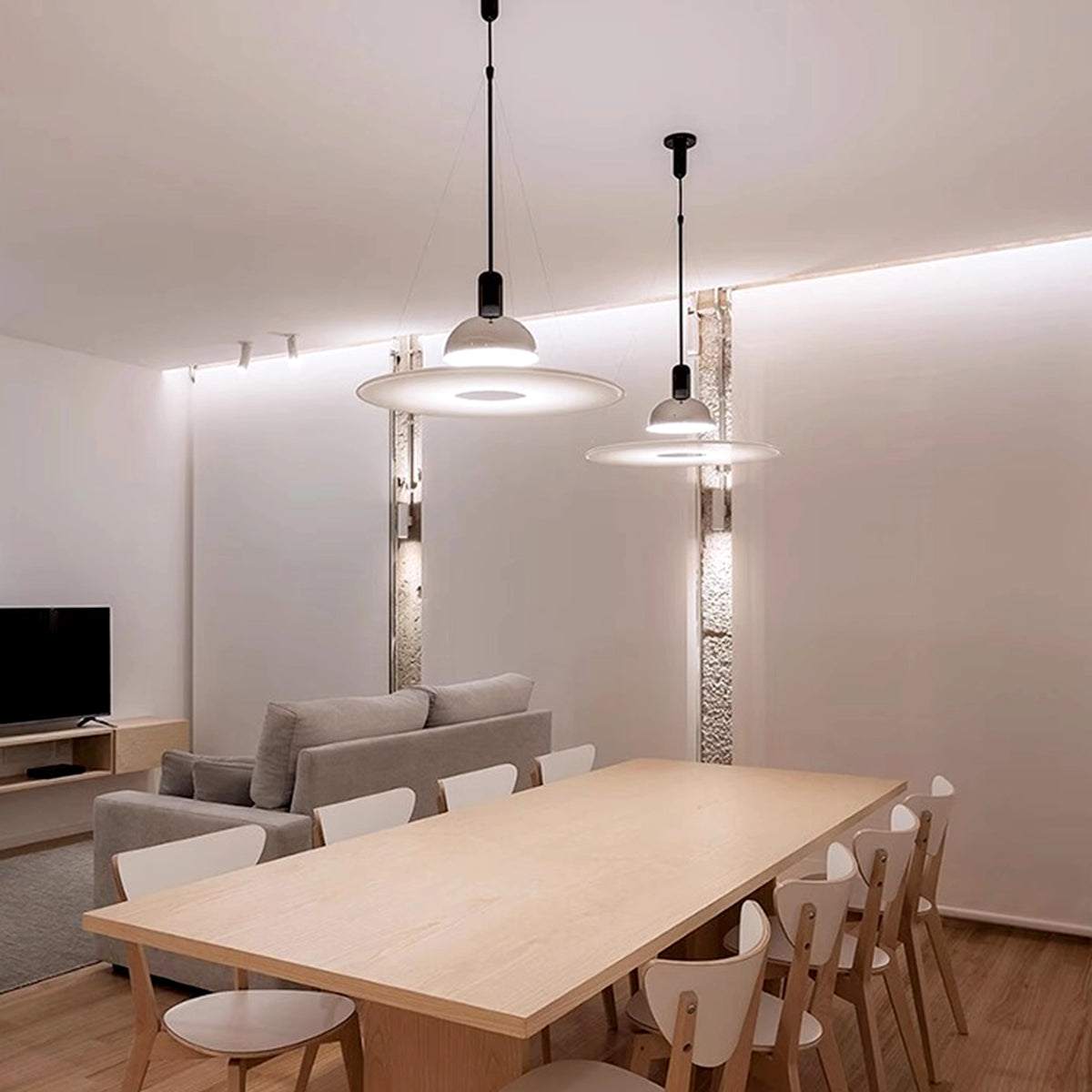 Simple Frisbi Pendant Lamp