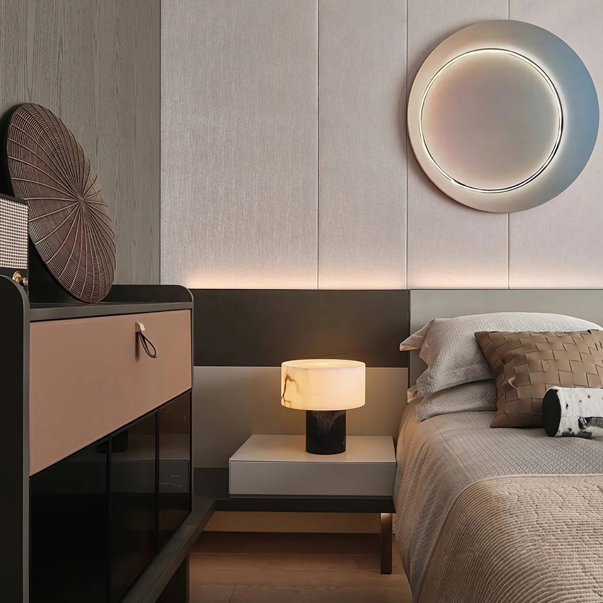 Solid Cylindrical Table Lamp