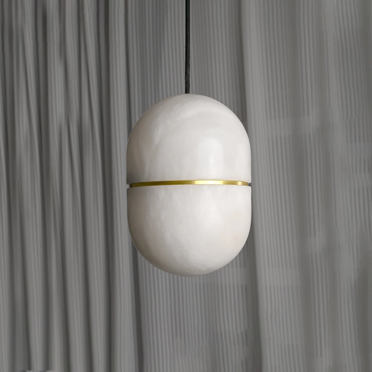 YUM Alabaster Pendant Lamp