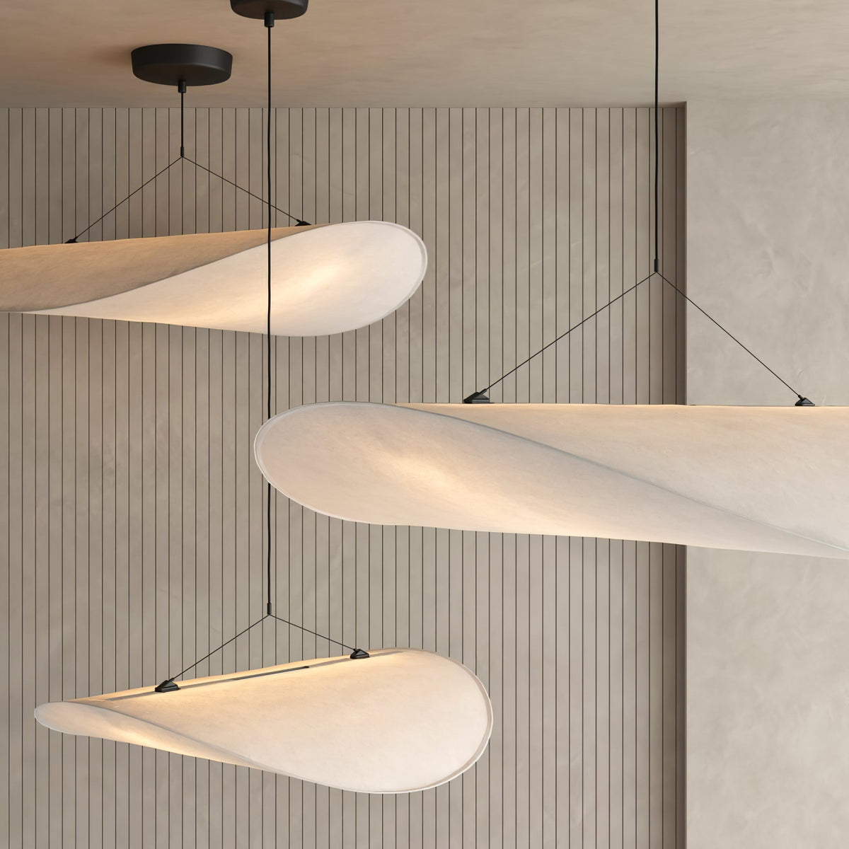 Suspense Glow Pendant Lamp