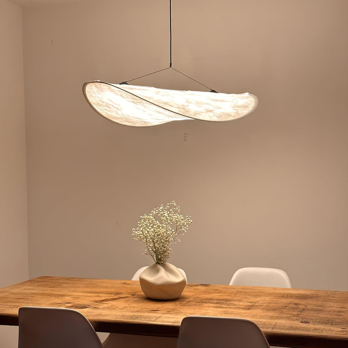 Suspense Glow Pendant Lamp