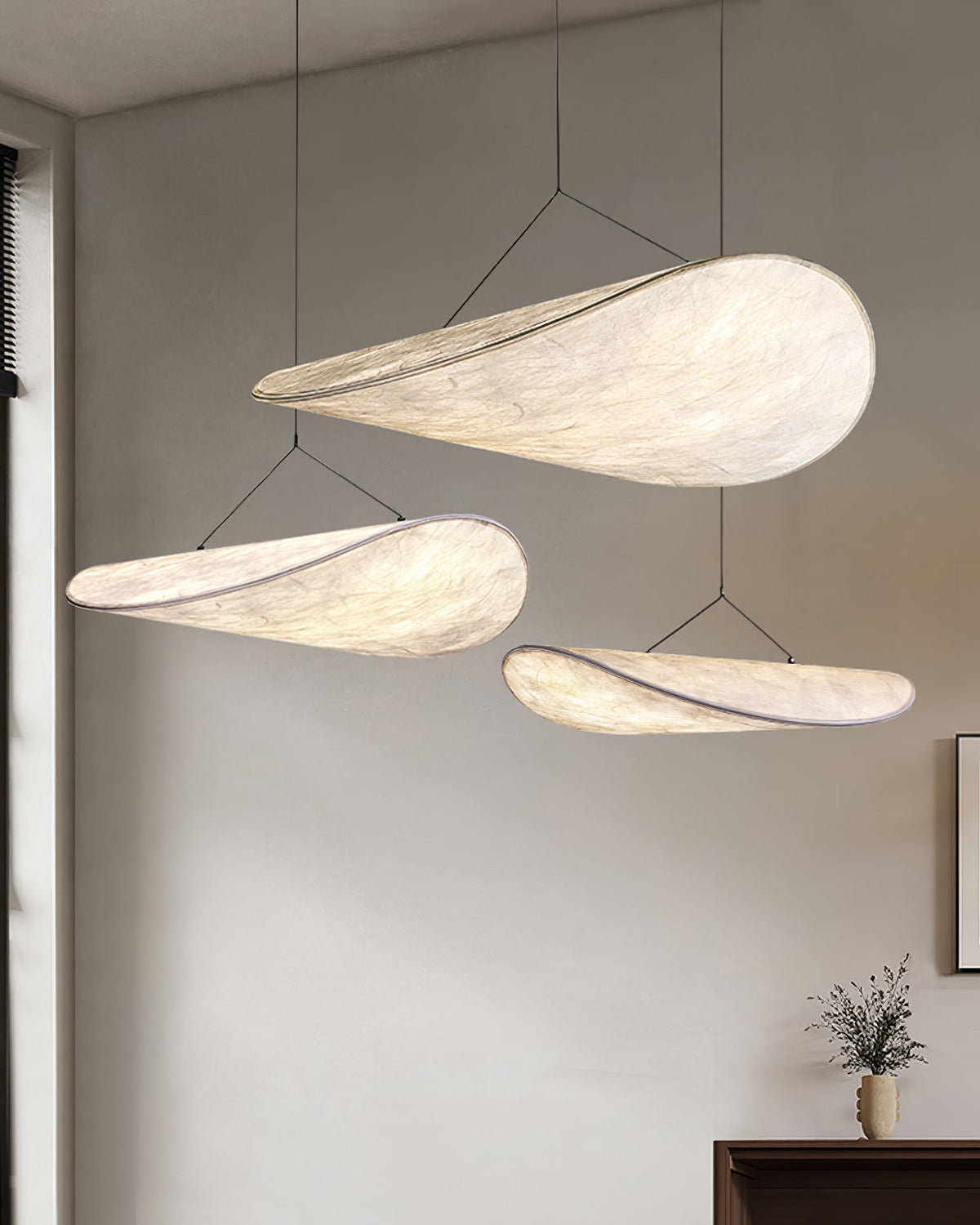 Suspense Glow Pendant Lamp