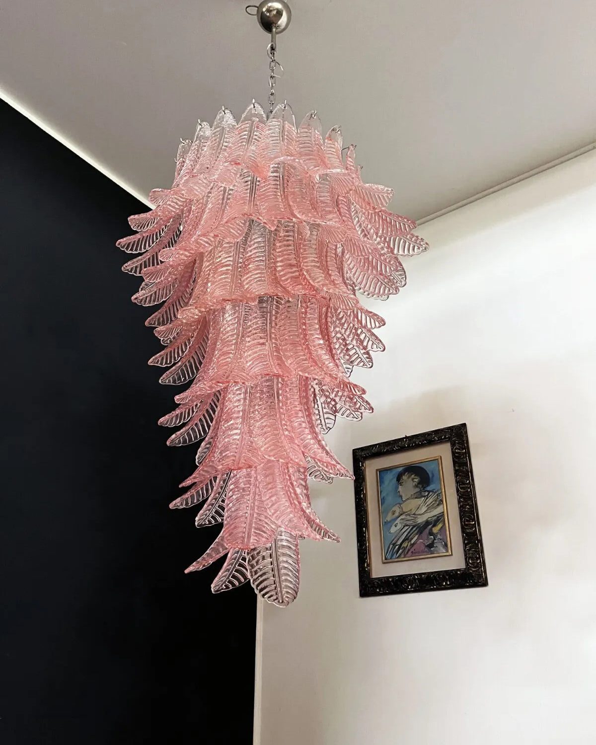 Italian exquisite Murano slender chandelier