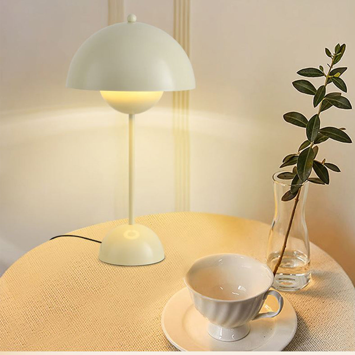 Flowerpot Semi-Circle Table Lamp