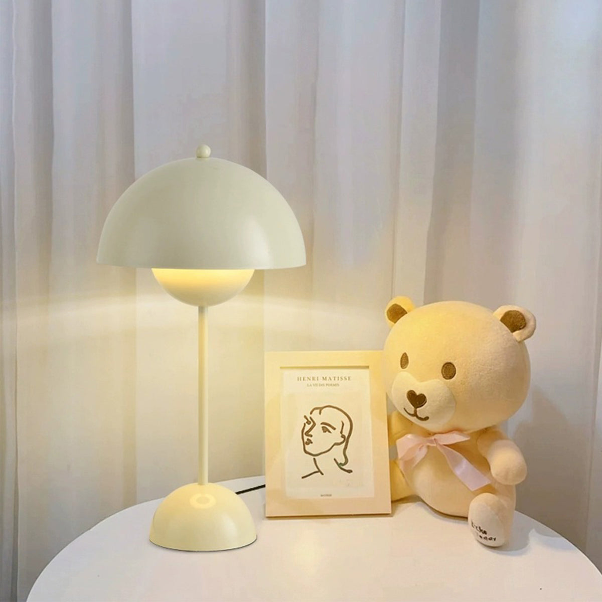 Flowerpot Semi-Circle Table Lamp