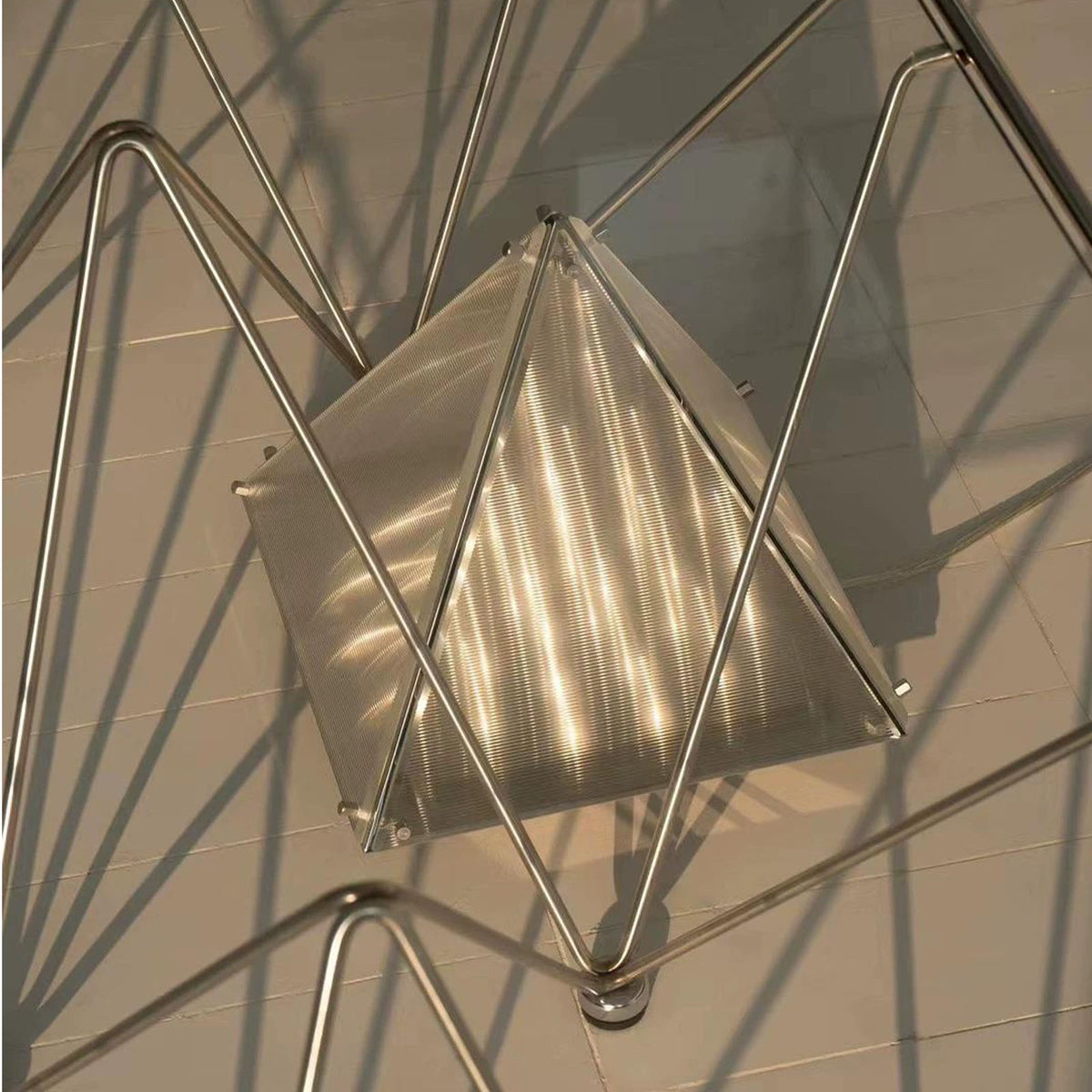 Fragment Table Lamp